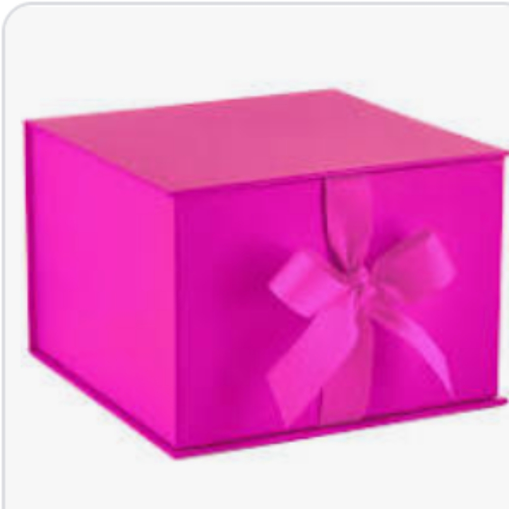 Mystery PLUS Beauty Box...